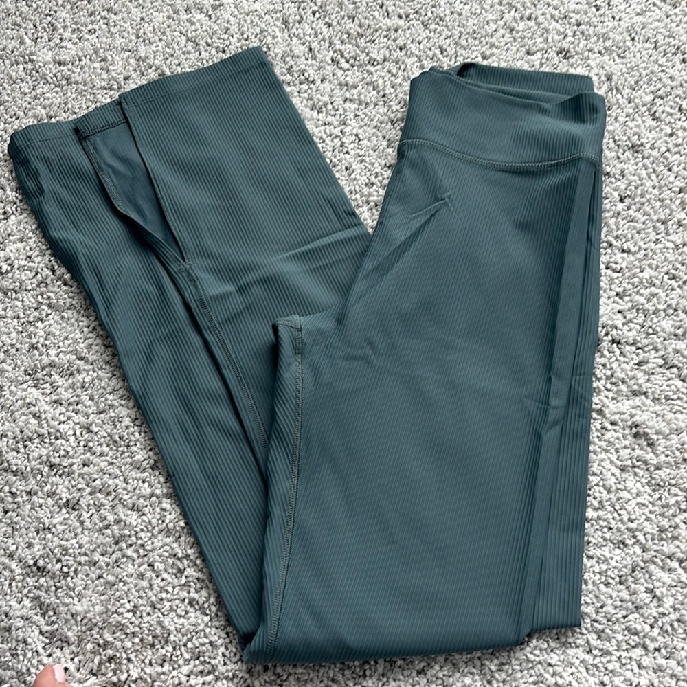 High waisted ribbed yoga pants